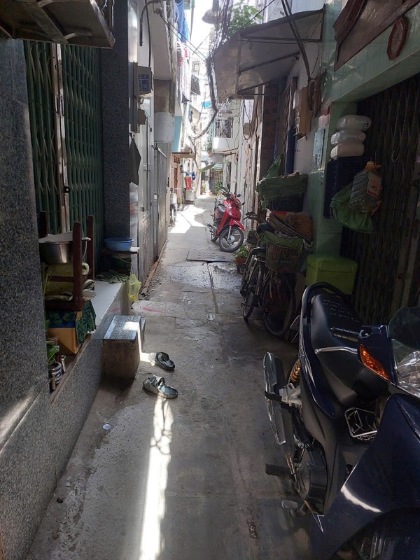 Bán nhà hẻm đường Nguyễn Văn Luông Q6,Giá chưa đến 2 tỷ,xung quanh tiện ích đầy đủ